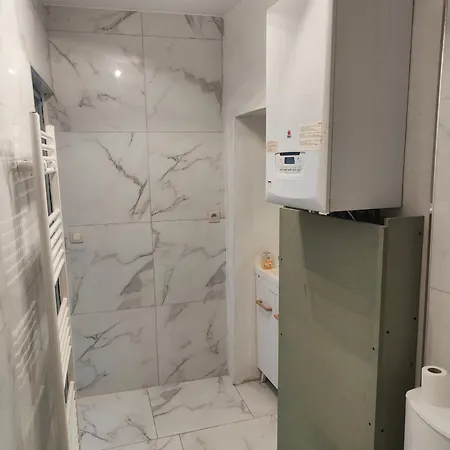 Bel Confortable Apartment *