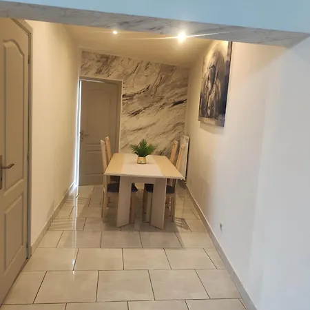 Apartment Bel Confortable Mons